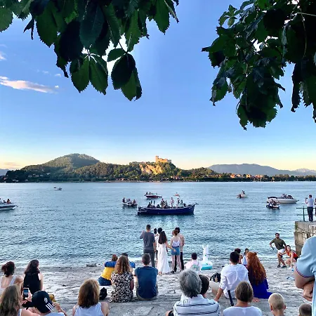 Il Giardino Segreto Arona, Charming شقة *