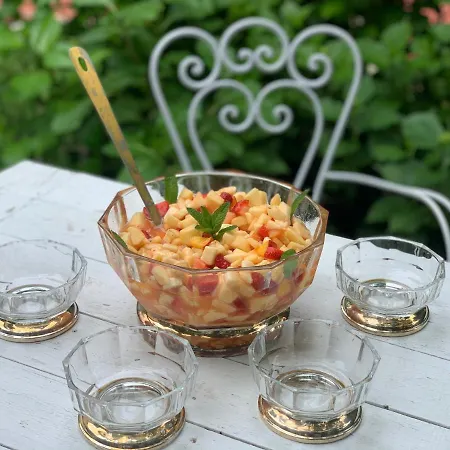 Il Giardino Segreto Arona, Charming アパート