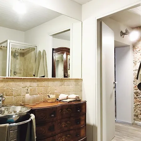 Il Giardino Segreto Arona, Charming شقة أرونا