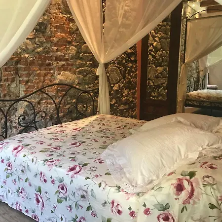 شقة Il Giardino Segreto Arona, Charming